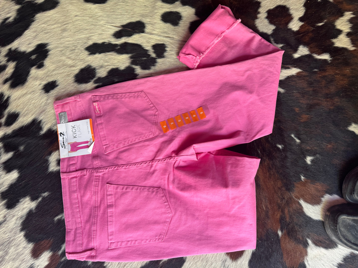 Pretty In Pink 7FAM jeans