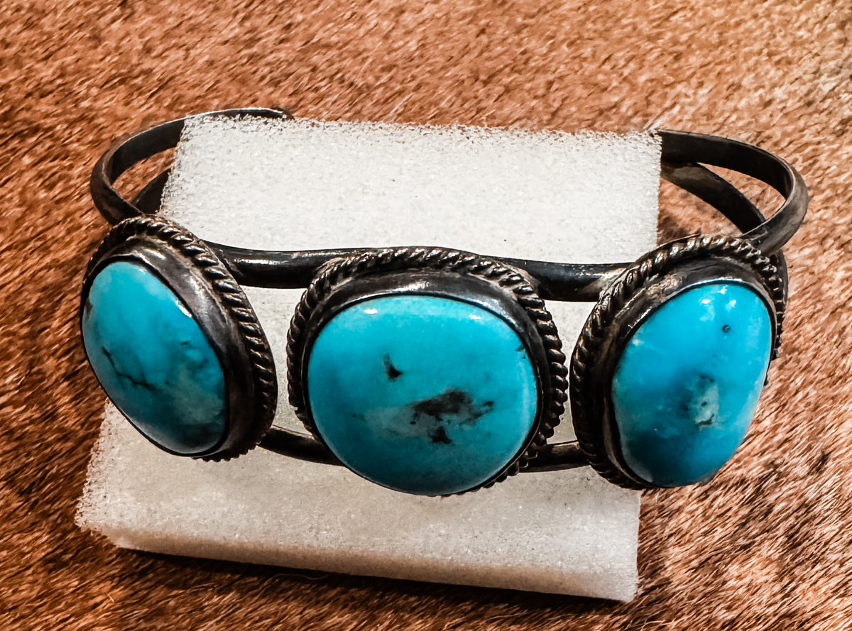 Old pawn 3 stone turquoise cuff