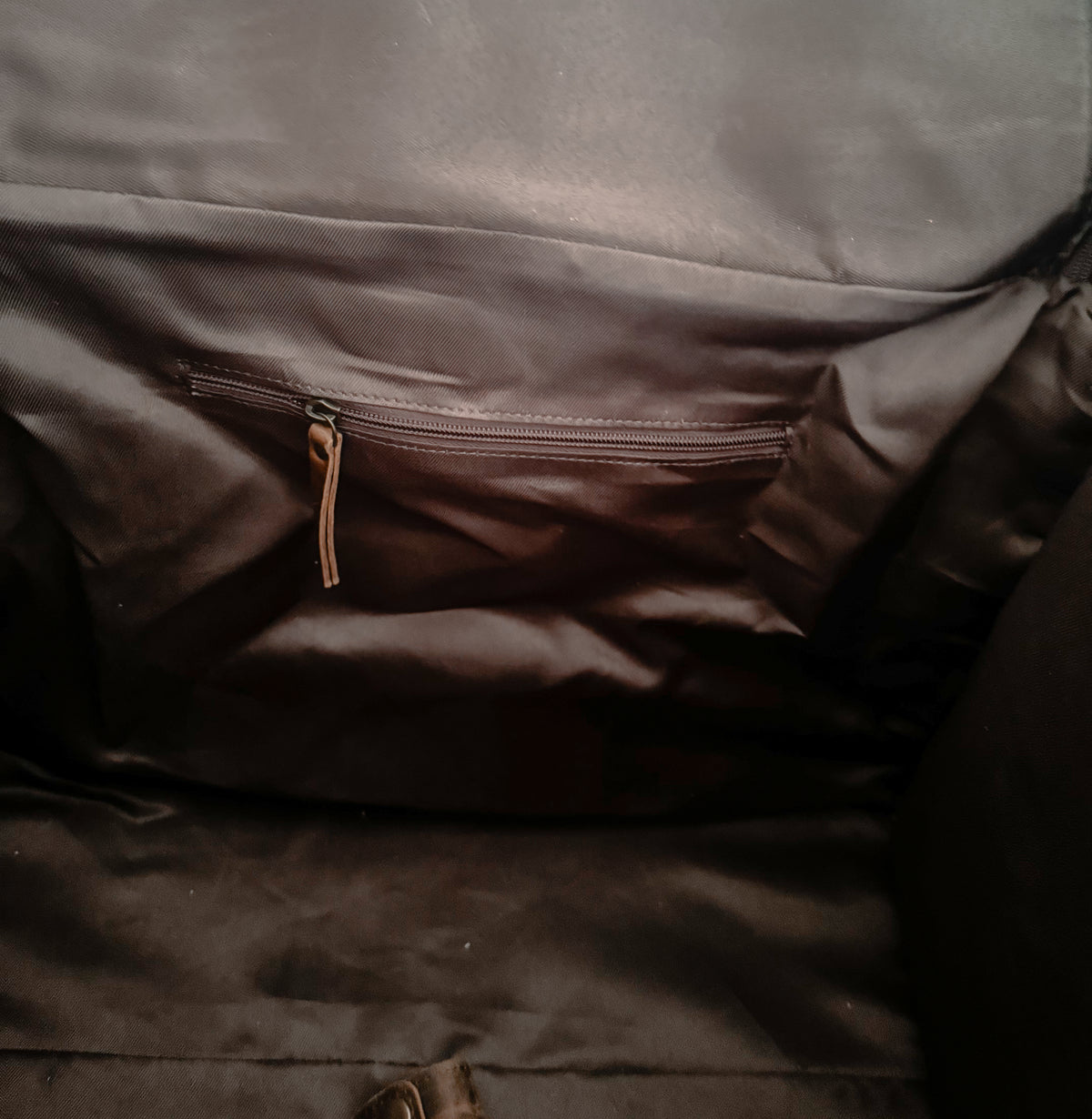 Extra large leather duffel bag