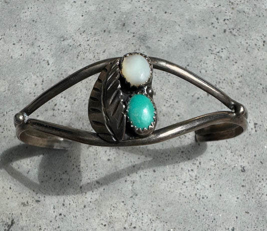 Vintage mother of pearl & turquoise Sterling Silver Cuff