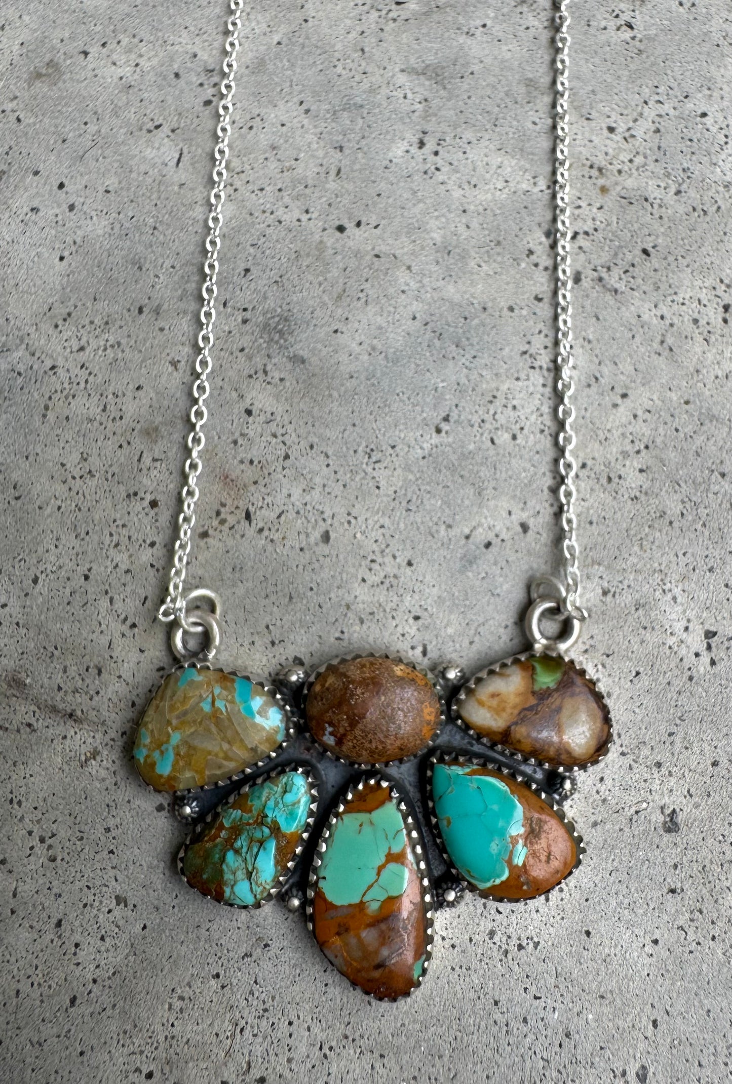 Royston Ribbon TurquoiseHalf Cluster Necklace