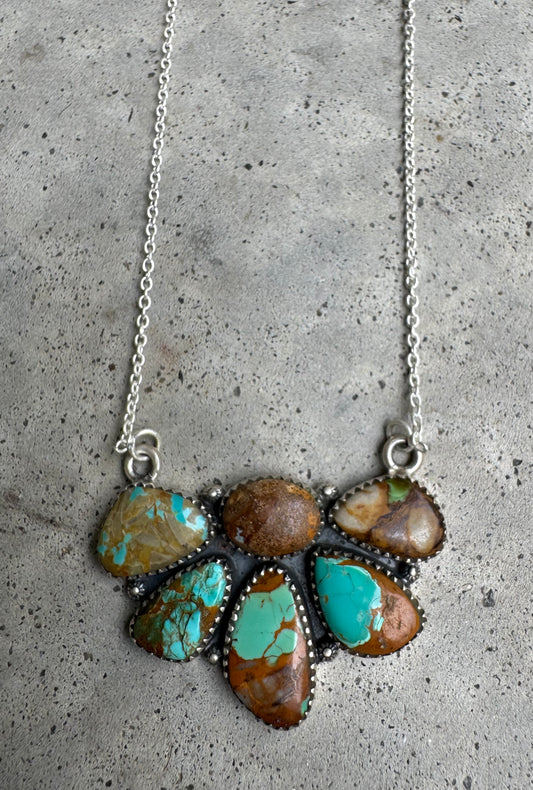 Royston Ribbon TurquoiseHalf Cluster Necklace