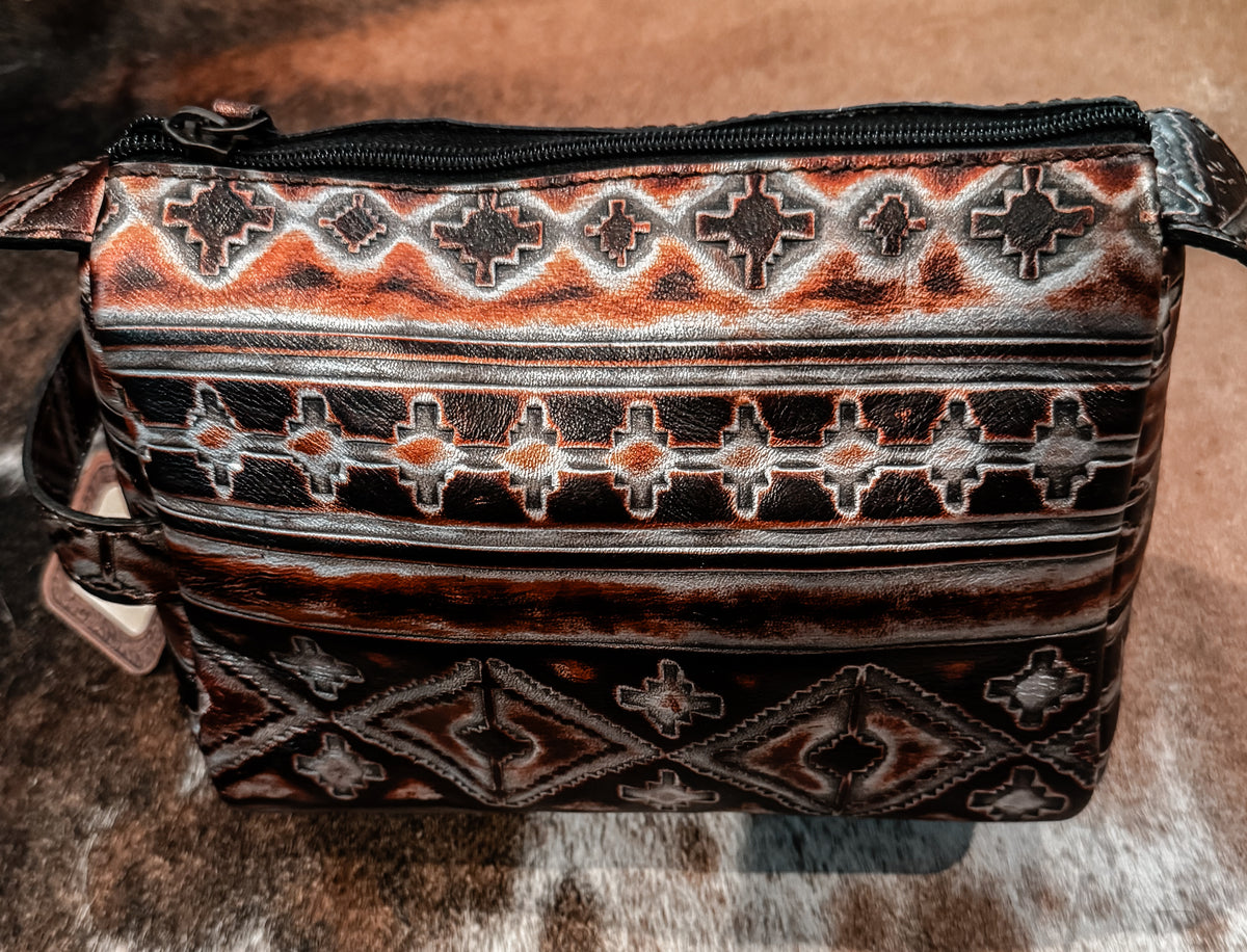 Rustic leather makeup bag